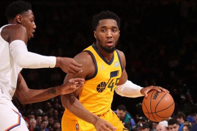 备受瞩目的 备受瞩目的